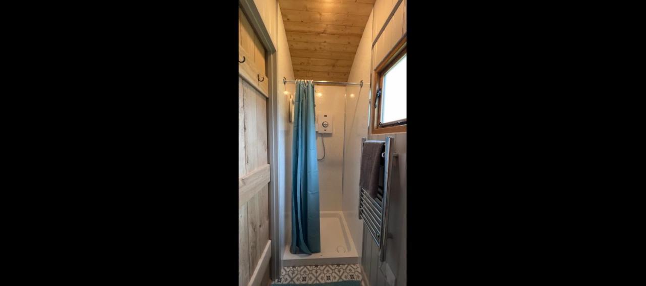 Shepherds Hut At Cedar Gables Lamberhurst Екстер'єр фото